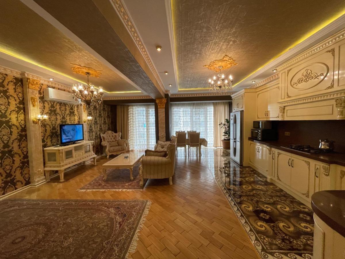 Park Azure Louvre Apartment Baku Luaran gambar