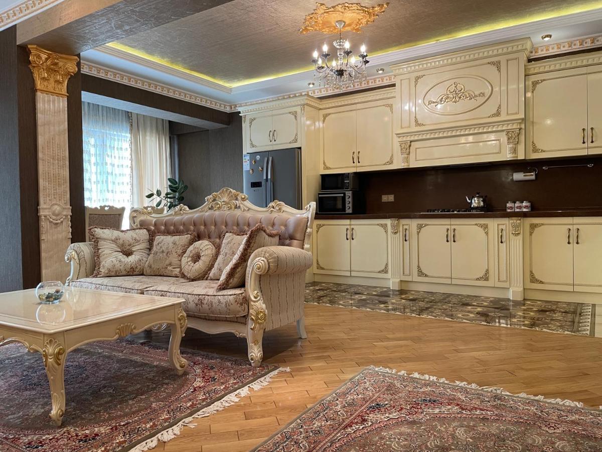 Park Azure Louvre Apartment Baku Luaran gambar