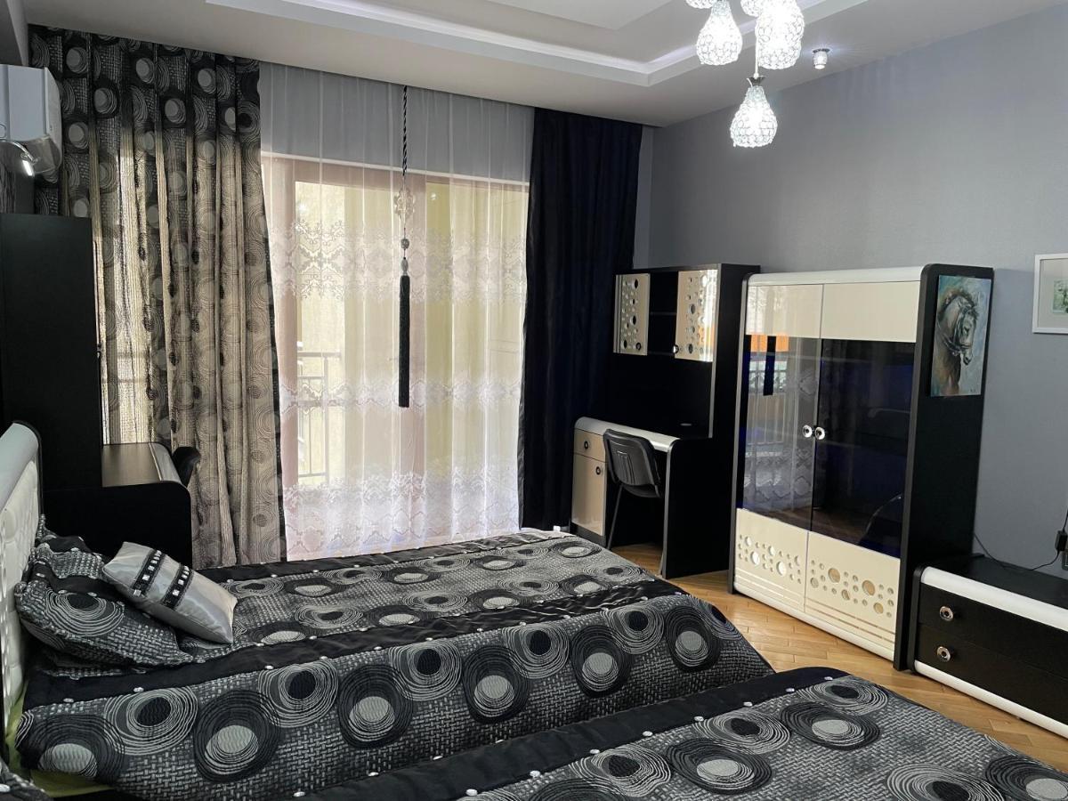 Park Azure Louvre Apartment Baku Luaran gambar